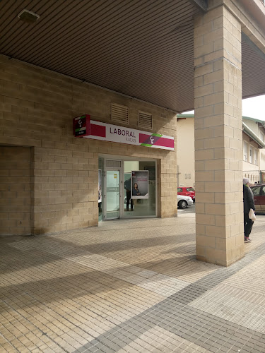 prestamo rápido cerca de miLaboral Kutxa Donostia - Baratzategi