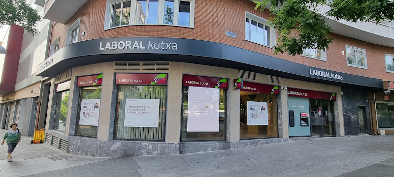 Laboral Kutxa Madrid - Manuel Becerra, prestamos rápidos cerca de mi ubicación
