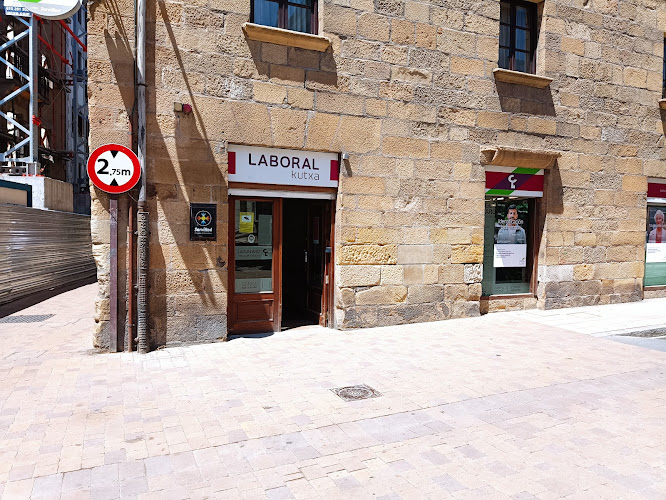 prestamo rápido cerca de miLaboral Kutxa Zarautz - Zigordia